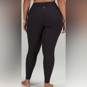 Lululemon Align High-Rise Pant 28"
Gradiate Geo Emboss Black sz 4